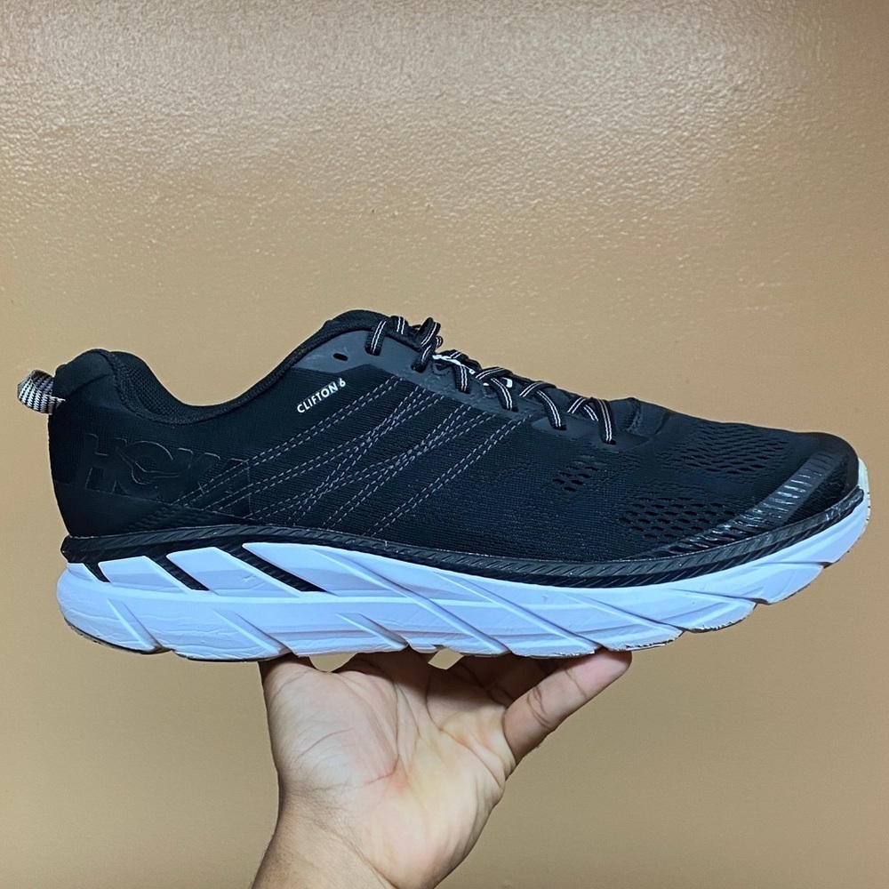 Hoka One One Clifton 6 Men’s Running Sneakers Black And White Size 14 - Picture 4 of 16